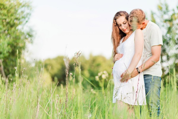 Heuschnupfen in der Schwangerschaft wird immer häufiger, kann aber meist gut behandelt werden.