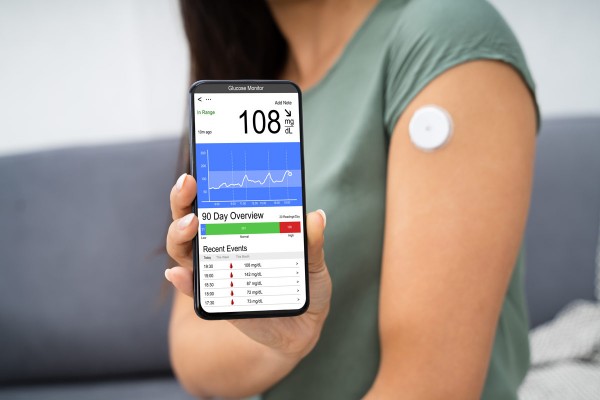 Blutzucker messen mithilfe einer Smartphone-App