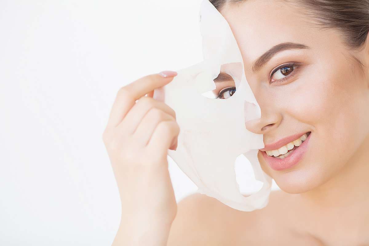 Golden Flower Tuchmaske – 1 Stück Für Strahlende, Feuchte Haut – Ideal Für Jeden Hauttyp, Perfekt Fürs Tägliche Beauty-Ritual