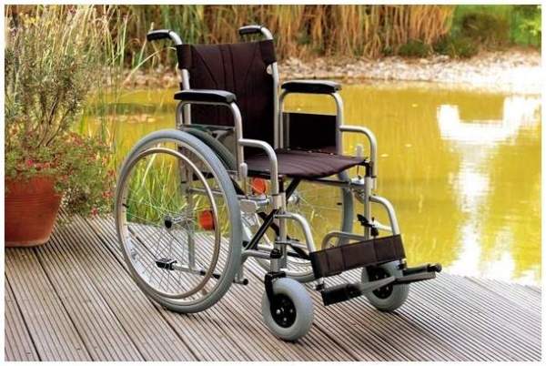 Rollstuhl Servomobil Sitzbreite 38-40cm