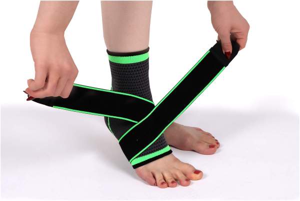 Vital Comfort FlexiTec Pro Knöchelbandage Gr. S-M 1 Stück